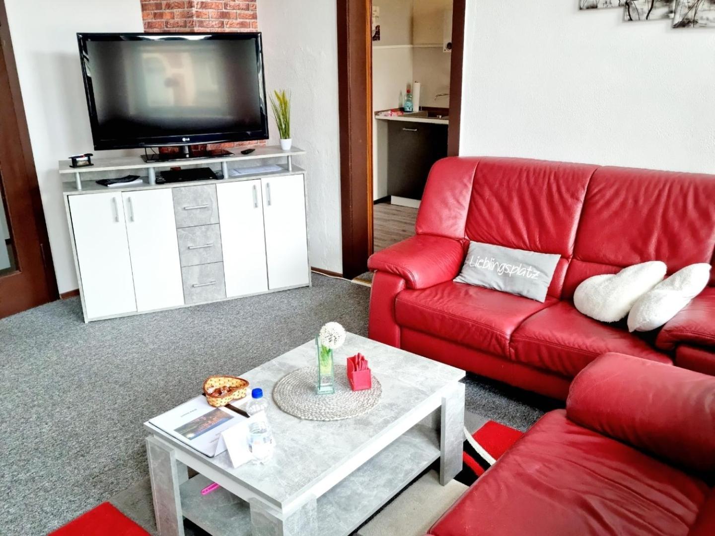Ferienwohnung "Blick Mylau" - Naehe Freizeitpark Plohn & Weltgroesster Ziegelsteinbruecke Райхенбах-им-Фогтланд Екстериор снимка